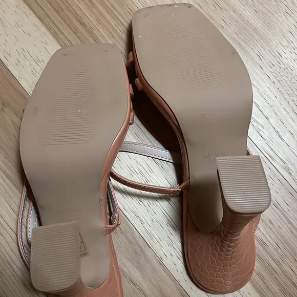 Mule sandals - Picture 3 of 3